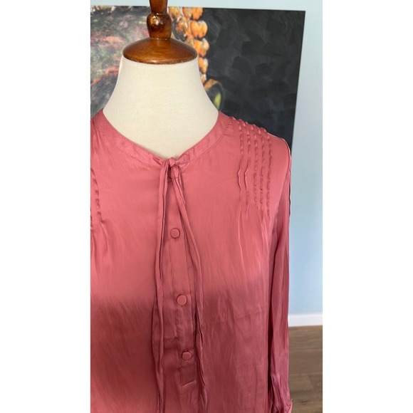 NWT J. Crew Women's Featherweight satin tie-neck top XS Bd798 ($98) - Picture 3 of 8